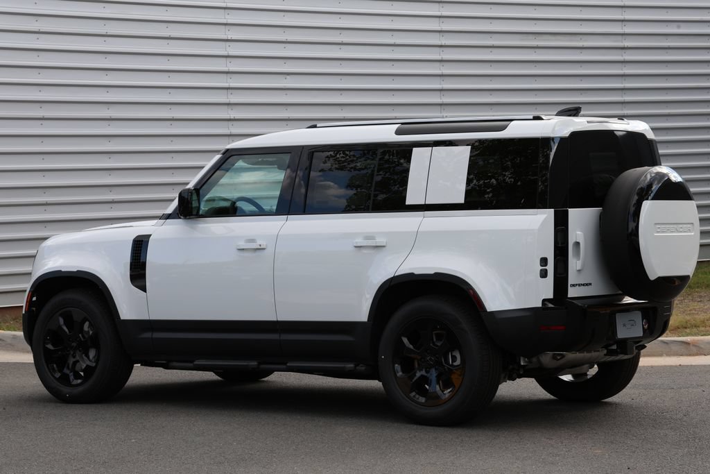 New 2026 Land Rover Defender 110 S AWD/4WD image 4