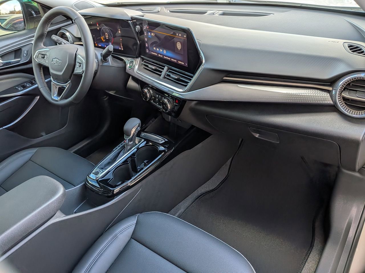 New 2026 Chevrolet Trax ACTIV w/ Driver Confidence Package image 25
