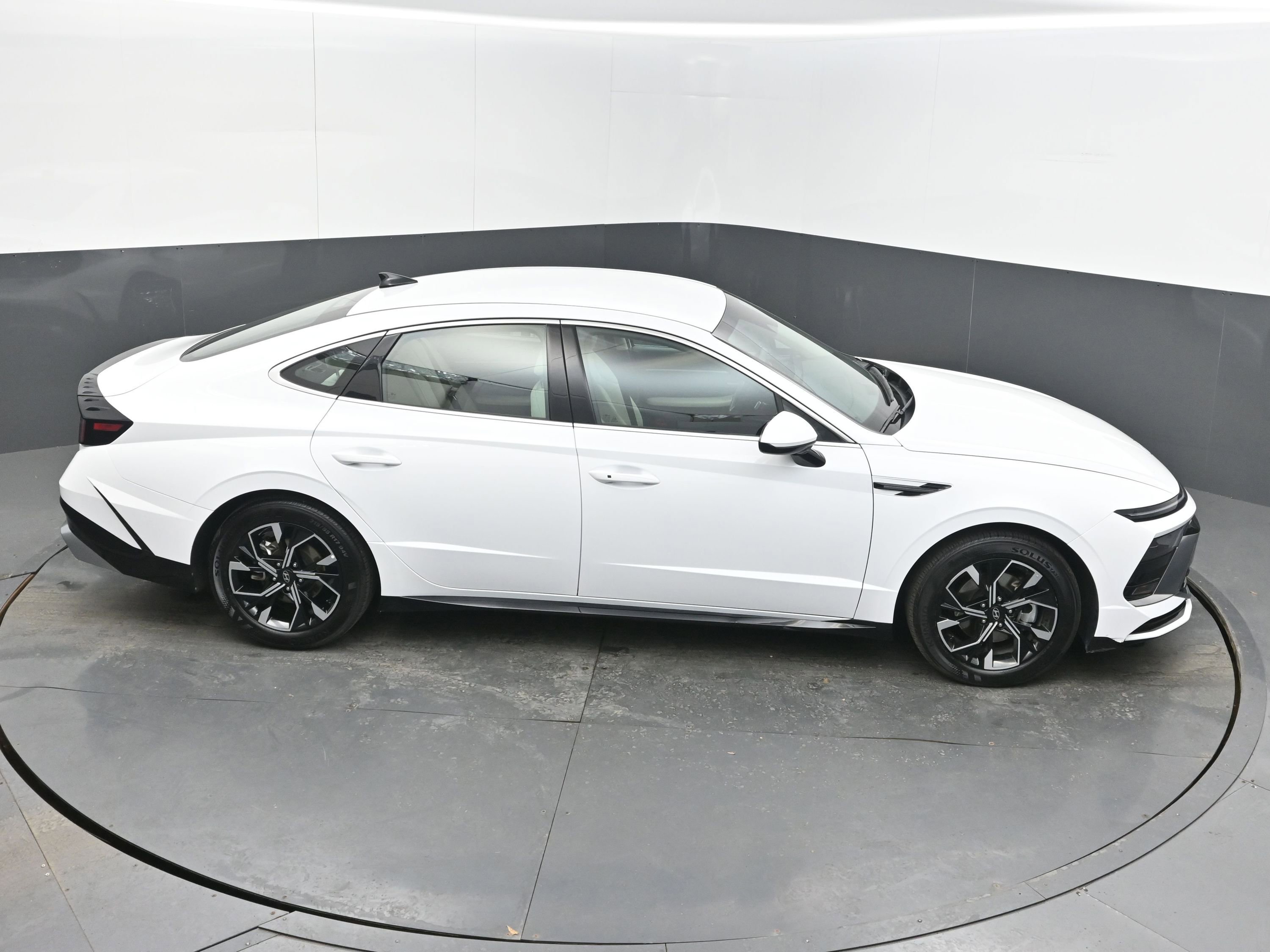 Used 2025 Hyundai Sonata SEL image 35