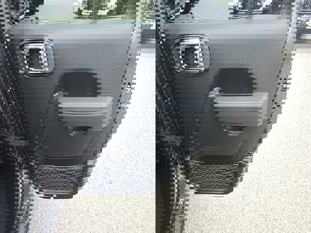 New 2026 Jeep Gladiator Sport image 12