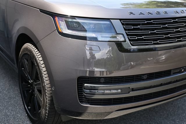New 2026 Land Rover Range Rover SE AWD/4WD image 14