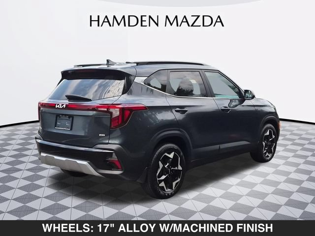 Used 2024 Kia Seltos EX AWD/4WD image 3