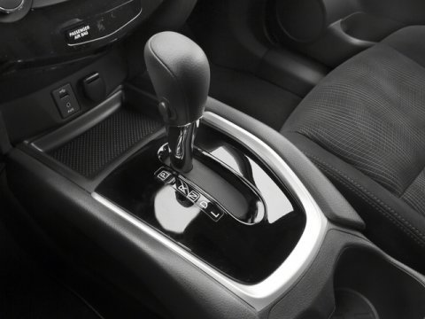 Used 2016 Nissan Rogue SV w/ SV Premium Package image 13