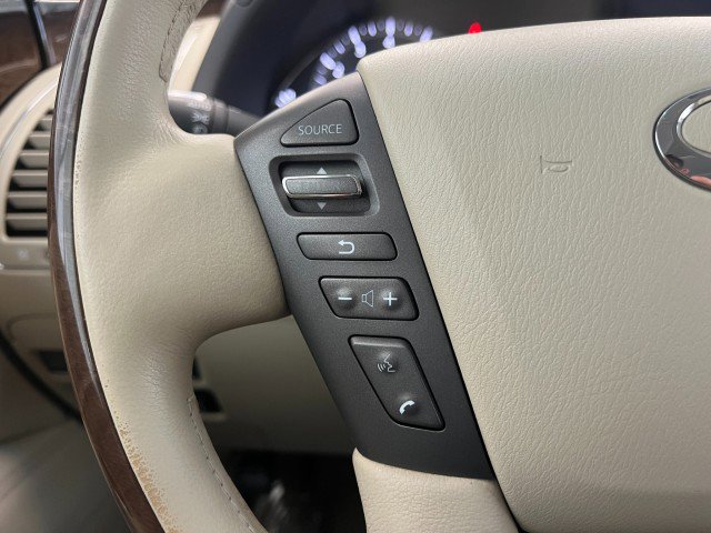 Used 2011 INFINITI QX56 4WD w/ Deluxe Touring Pkg image 27
