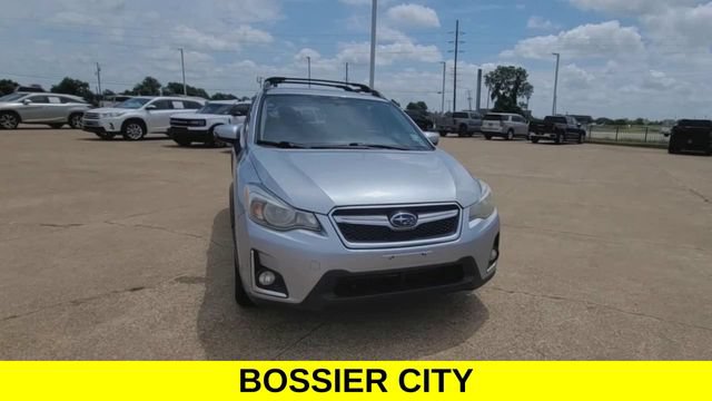 Used 2016 Subaru Crosstrek 2.0i Limited w/ Popular Package #2 AWD/4WD image 3