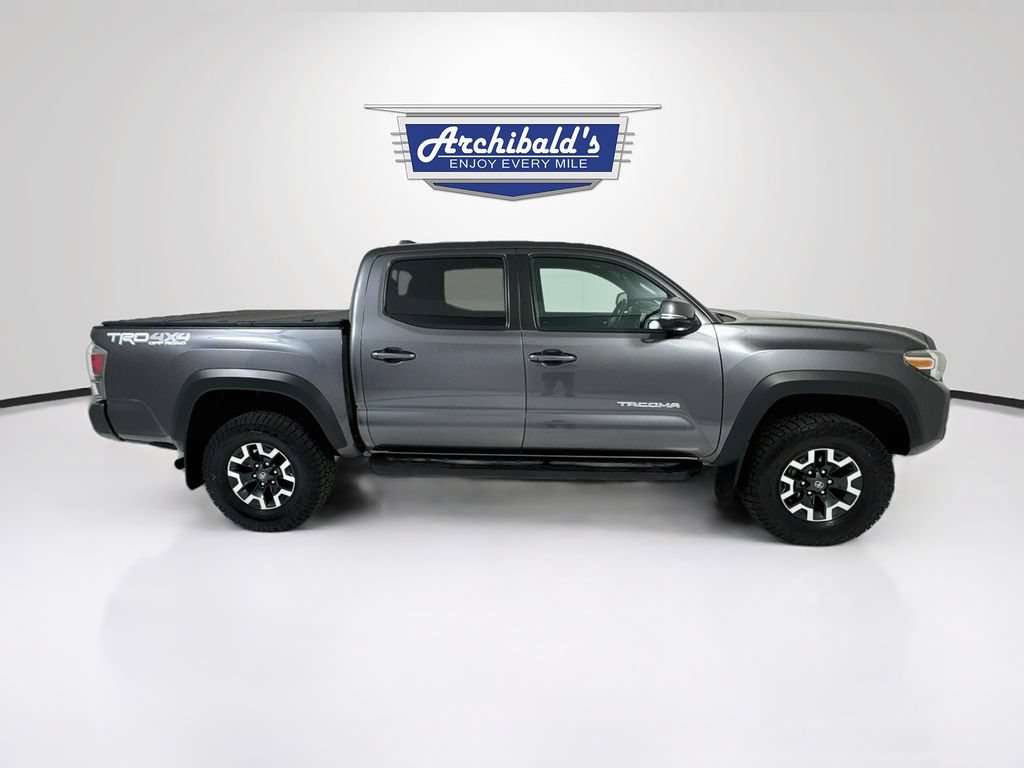 Used 2021 Toyota Tacoma TRD Off-Road AWD/4WD image 9