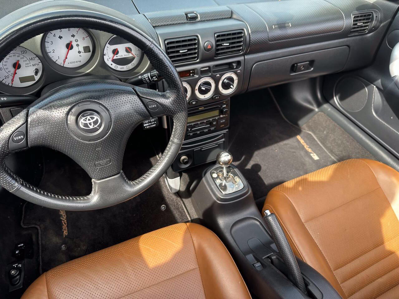 Used 2003 Toyota MR2 Spyder RWD image 2