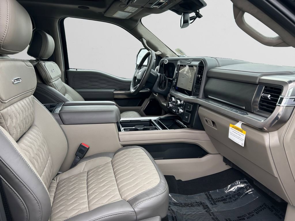 Used 2026 Ford F450 Platinum AWD/4WD image 31
