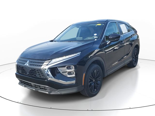 Used 2023 Mitsubishi Eclipse Cross LE AWD/4WD image 3