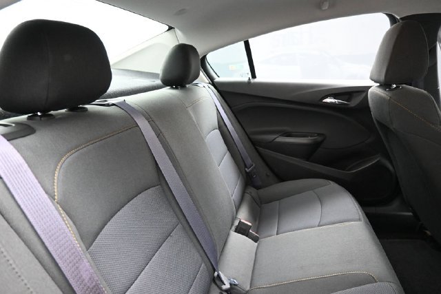 Used 2017 Chevrolet Cruze LS FWD image 26
