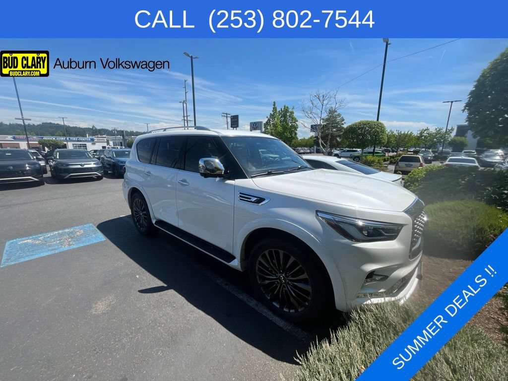 Used 2023 INFINITI QX80 Sensory w/ Cargo Package AWD/4WD image 3