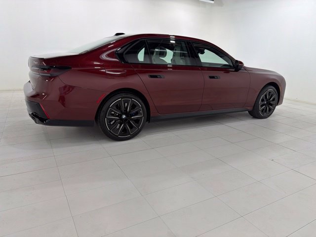 Used 2025 BMW 760i xDrive w/ Executive Package AWD/4WD image 6