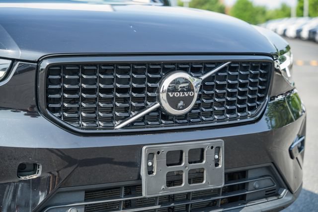 Certified 2023 Volvo XC40 B5 Plus w/ Protection Package Premier AWD/4WD image 12