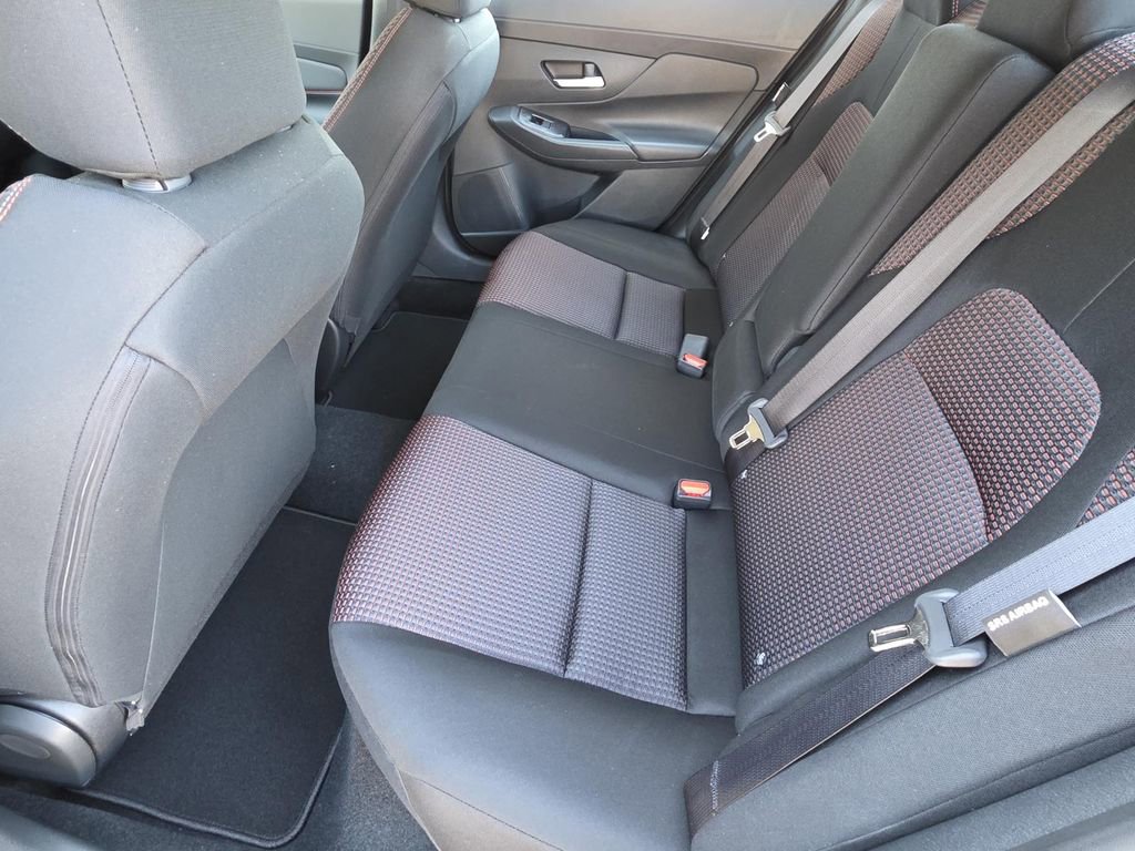 New 2026 Nissan Sentra SR w/ Floor Mat Package FWD image 9