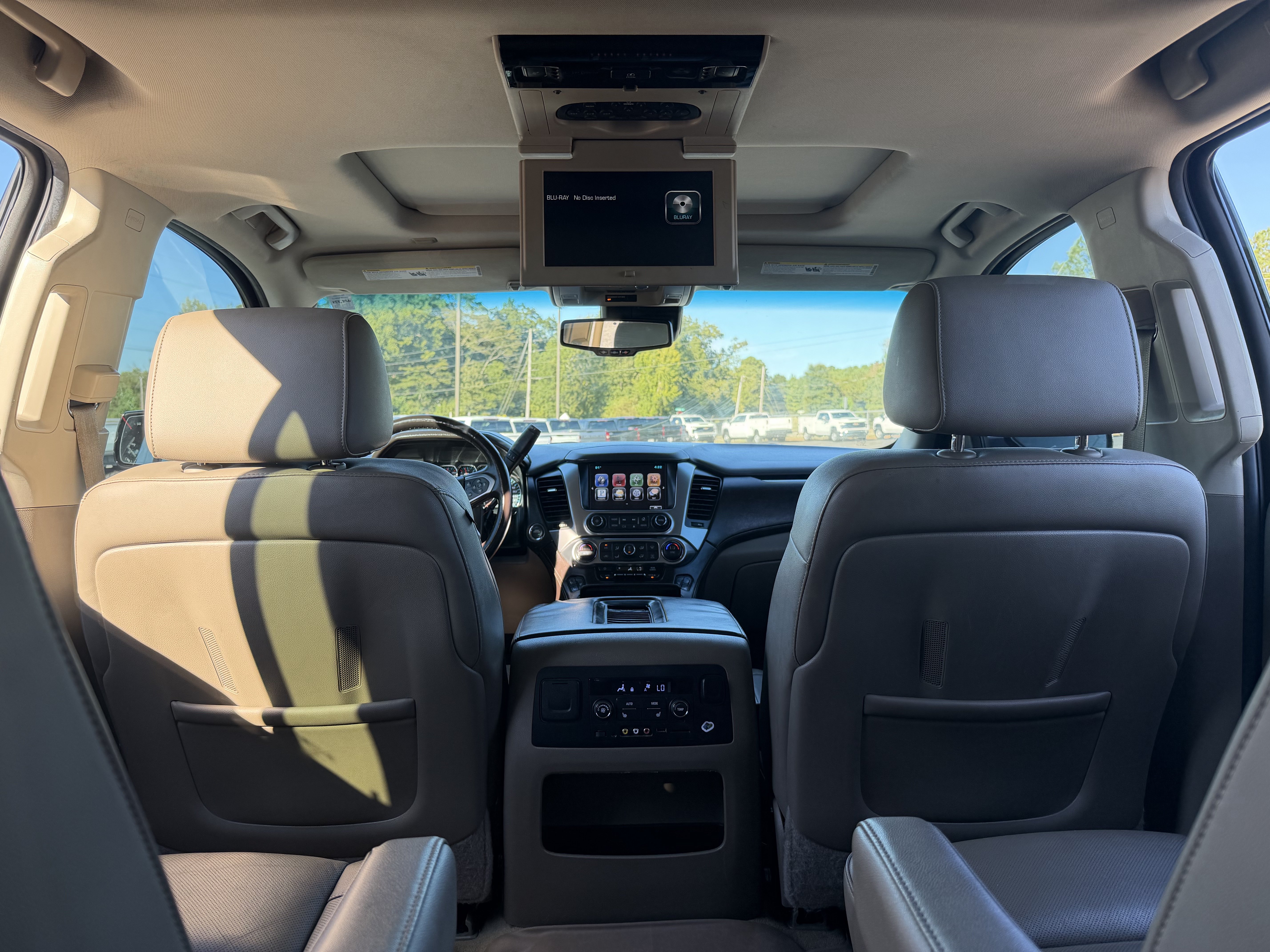 Used 2015 Chevrolet Tahoe LTZ RWD image 33
