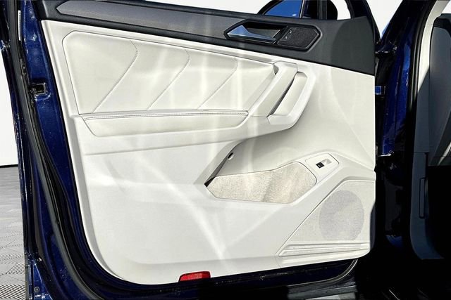 Used 2022 Volkswagen Tiguan SE image 18