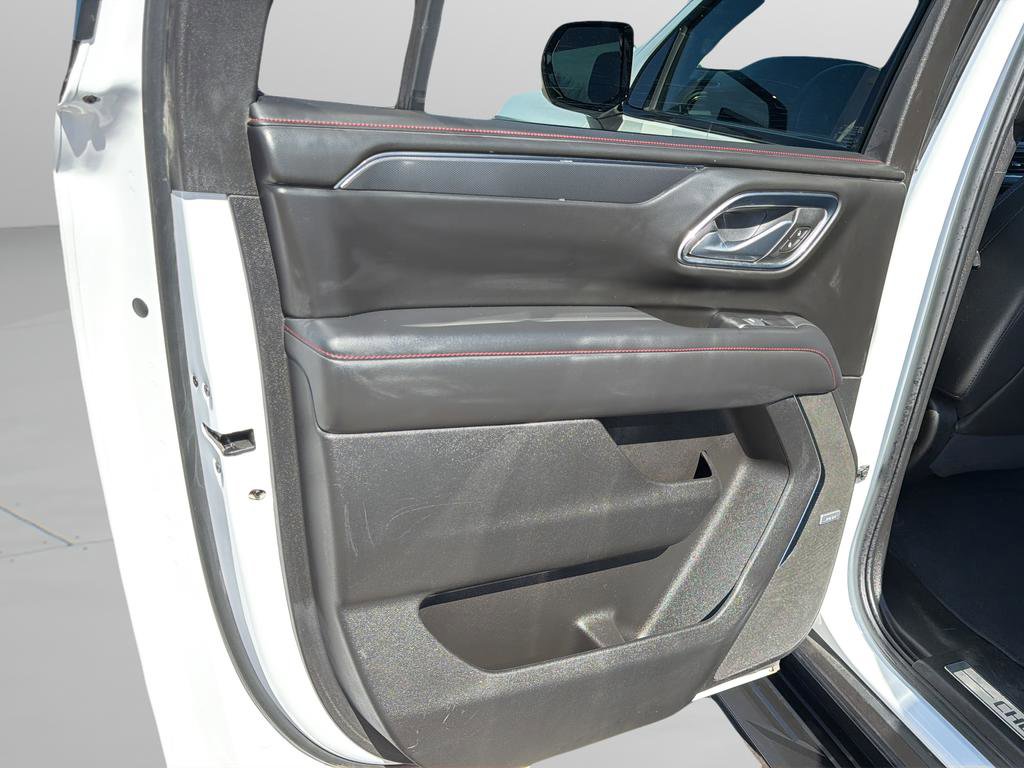 Used 2024 Chevrolet Suburban RST image 16