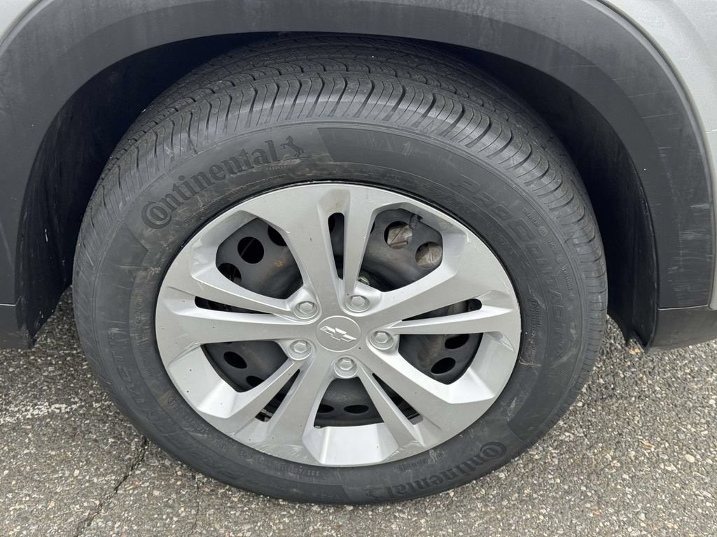 Used 2024 Chevrolet Trax LS w/ Driver Confidence Package FWD image 8