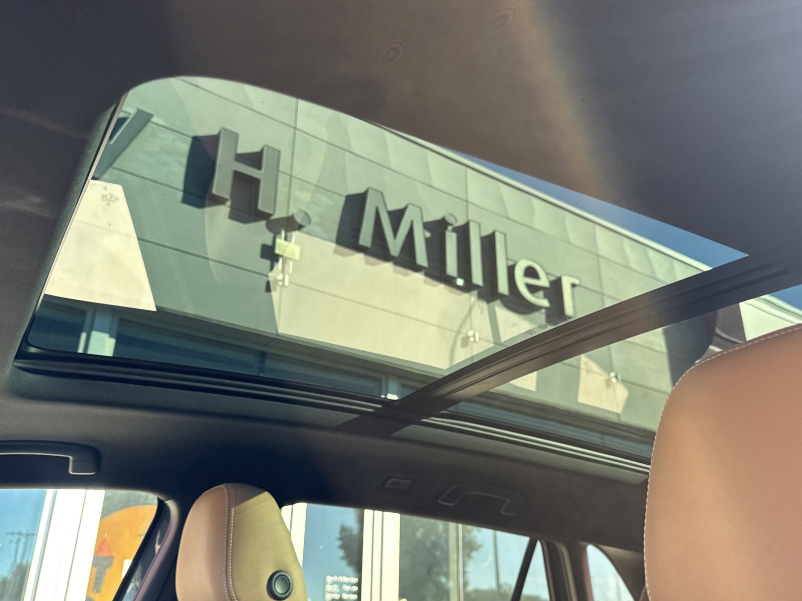 New 2026 Volkswagen Atlas Cross Sport SEL image 18