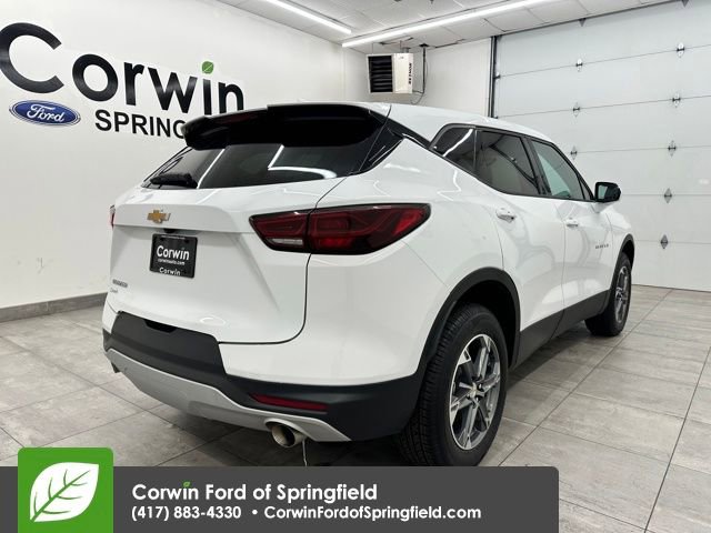 Used 2025 Chevrolet Blazer LT image 5