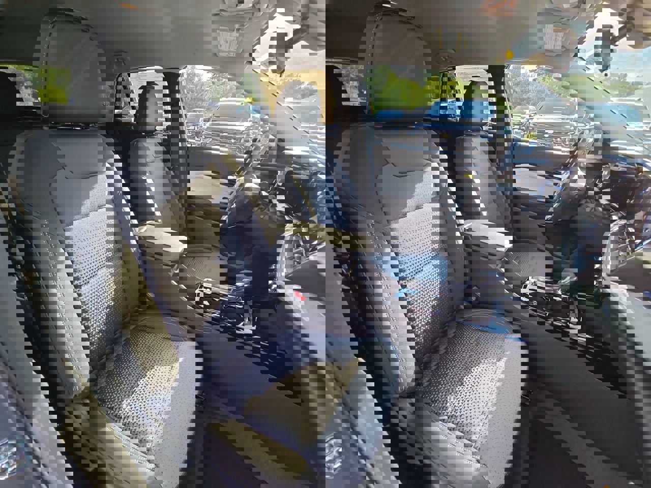 New 2025 Chevrolet Trax LT w/ Driver Confidence Package image 65