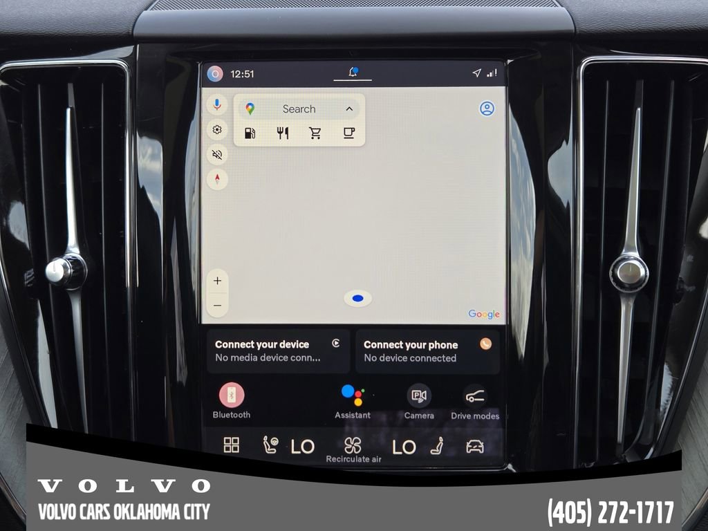 Certified 2025 Volvo XC60 B5 Plus AWD/4WD image 16