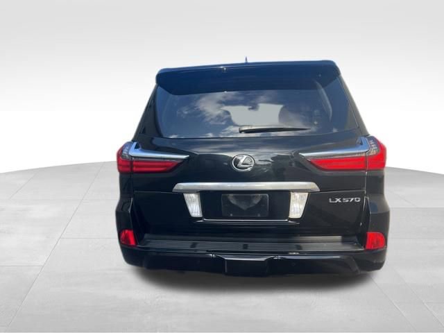 Used 2016 Lexus LX 570 4WD w/ Luxury Package image 7