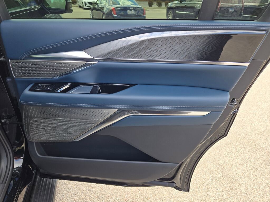 New 2026 Cadillac Escalade IQ Sport 2 w/ LPO, ONYX Package image 9