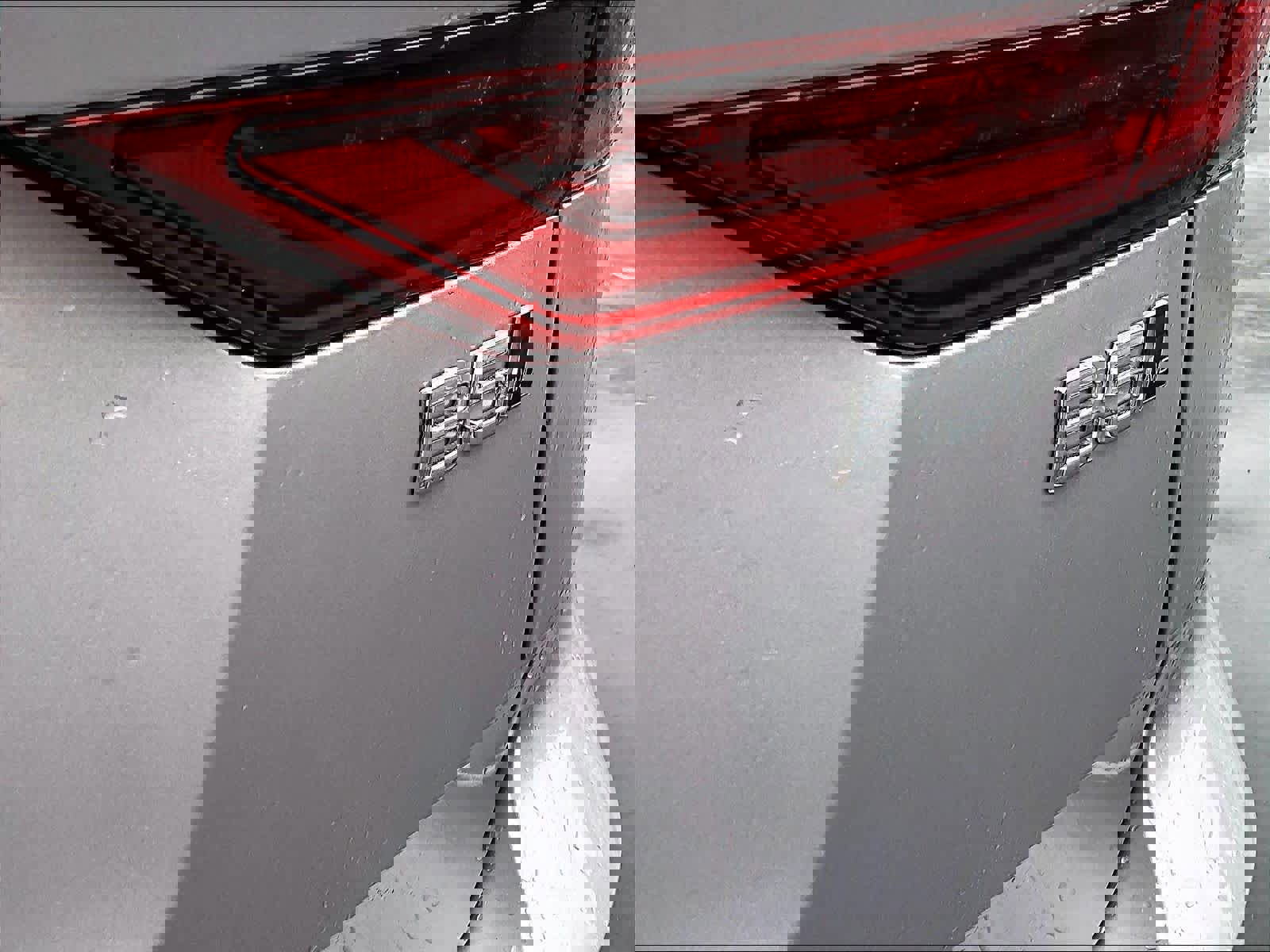 Used 2026 Volvo XC60 B5 Ultra w/ Climate Package image 11