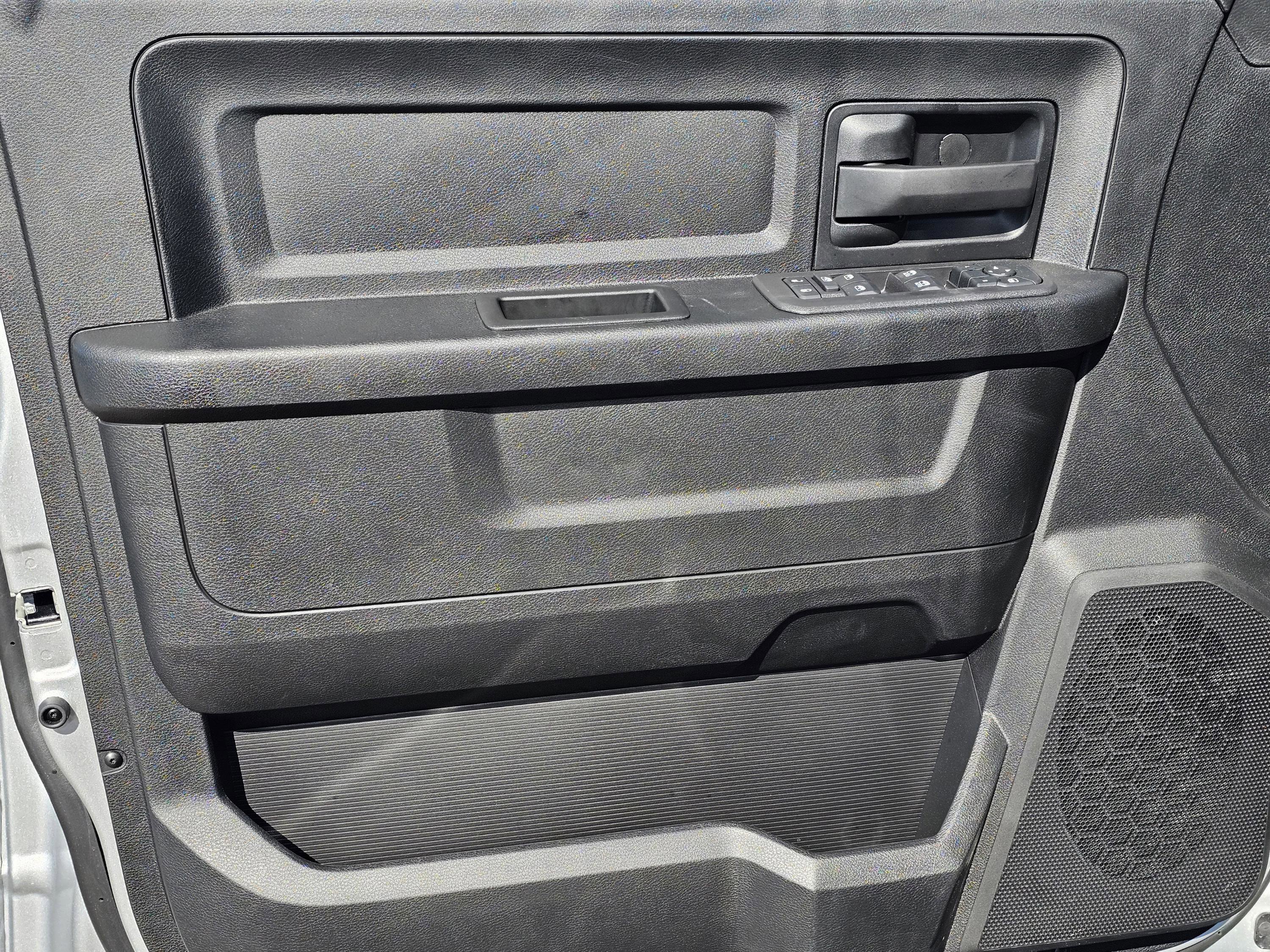 New 2026 RAM 3500 Tradesman w/ Chrome Appearance Group image 15