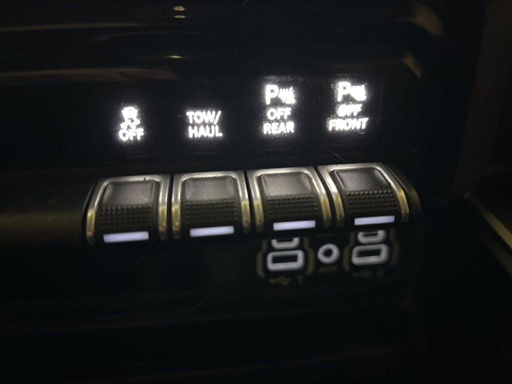 Used 2021 RAM 1500 Big Horn image 22