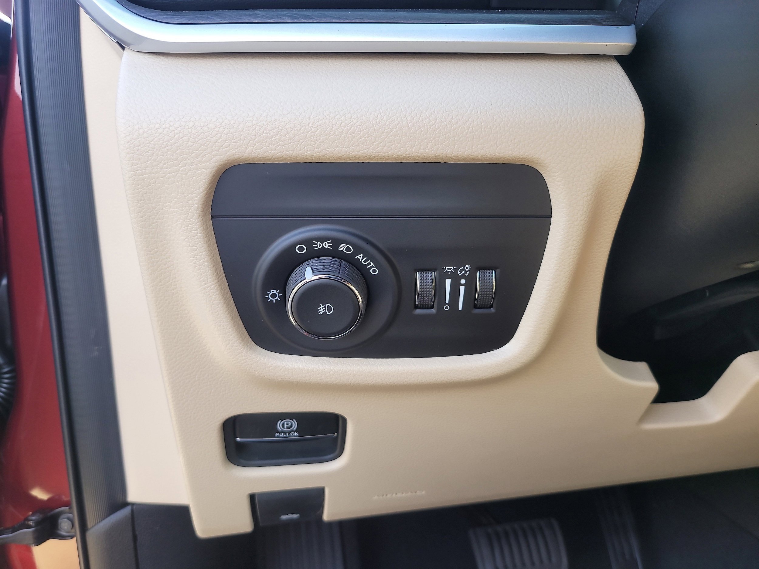 New 2026 Jeep Grand Cherokee L Limited RWD image 23