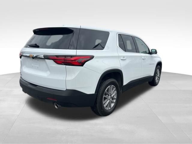 Used 2023 Chevrolet Traverse LS image 7