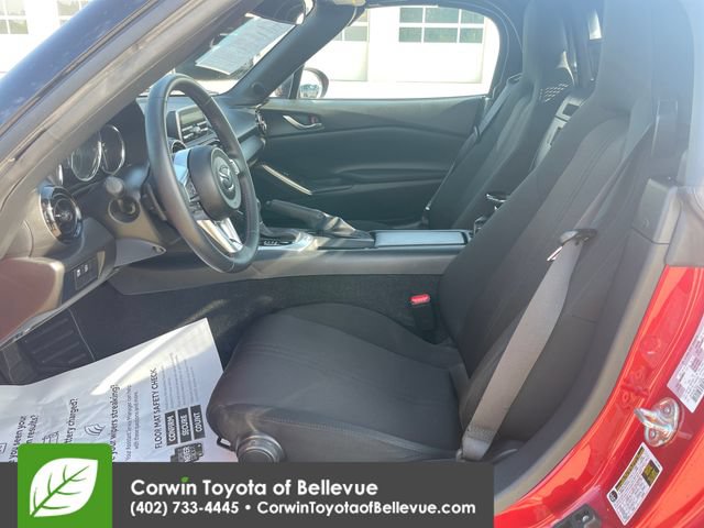Used 2016 MAZDA MX-5 Miata Sport RWD image 17