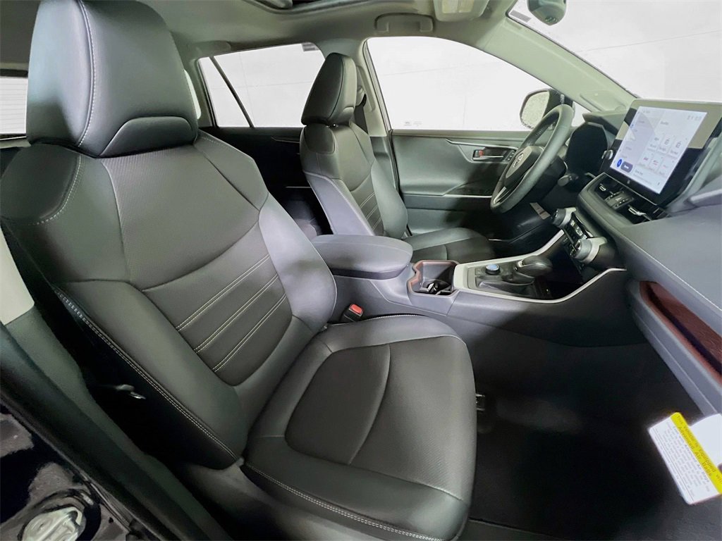 Certified 2025 Toyota RAV4 Limited image 25