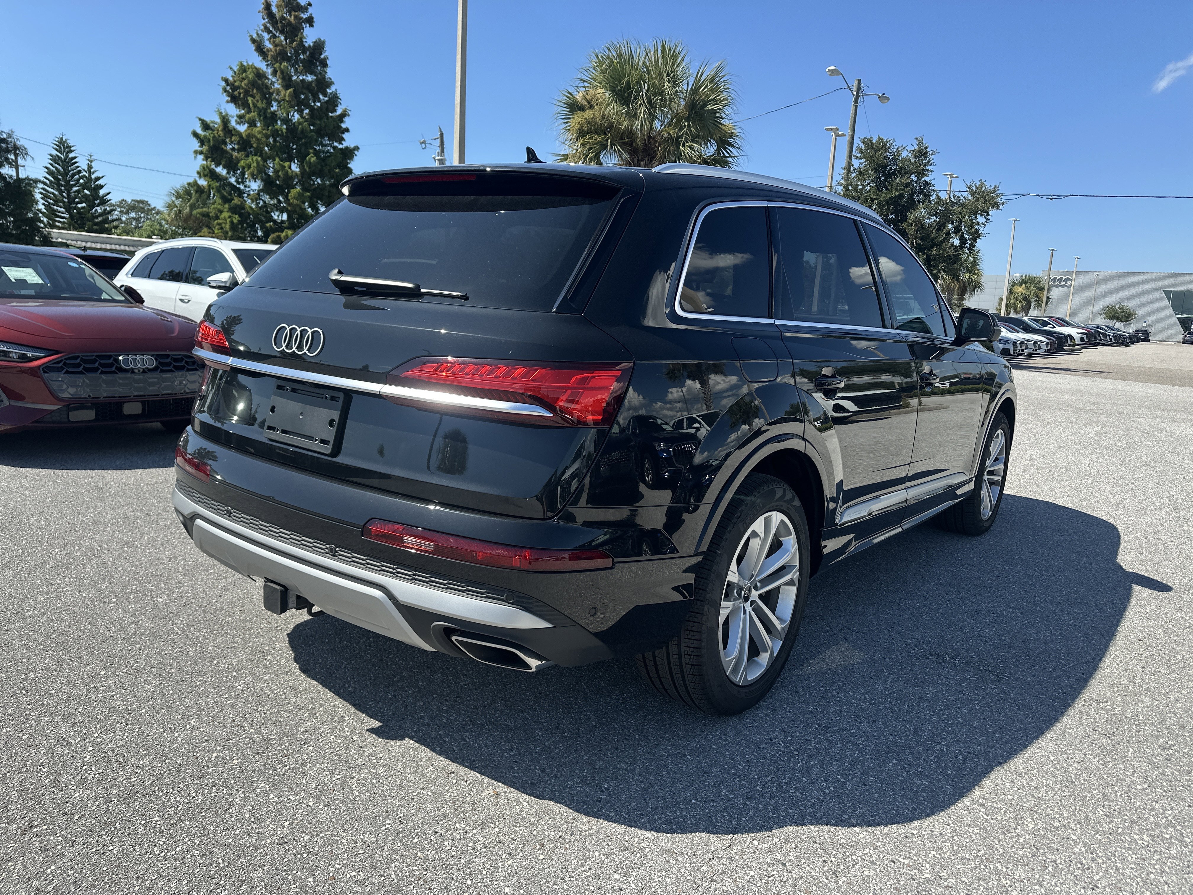 Used 2025 Audi Q7 3.0T Premium Plus image 4