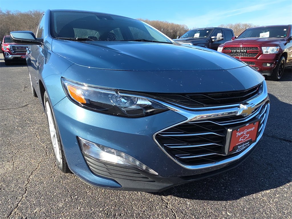 Used 2025 Chevrolet Malibu LT image 11