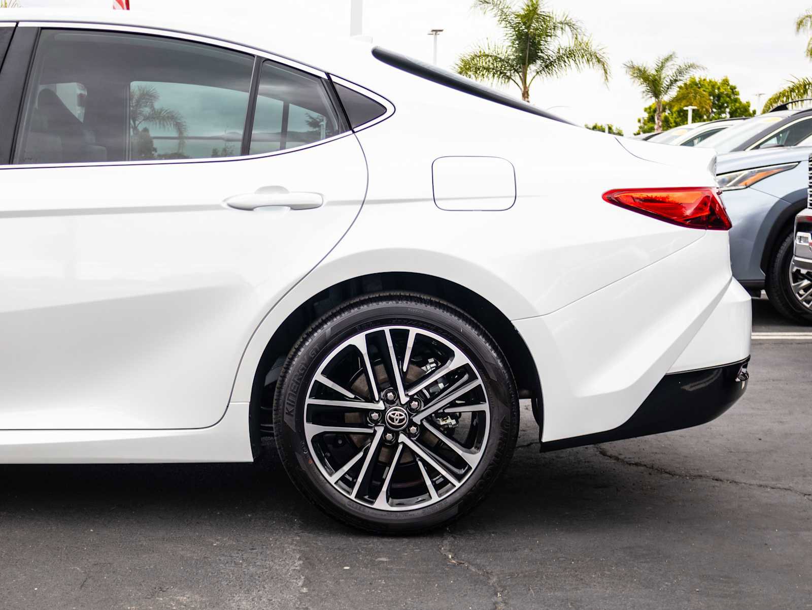Used 2026 Toyota Camry XLE FWD image 6