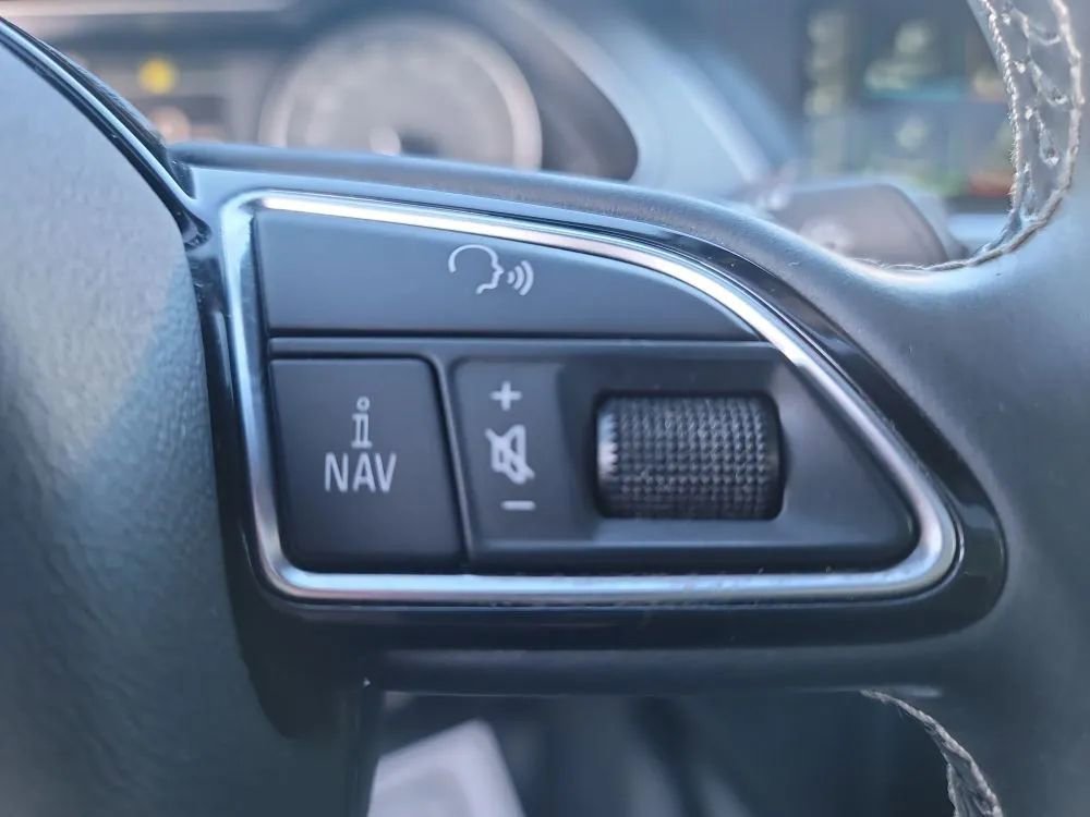 Used 2013 Audi S4 Premium Plus image 23