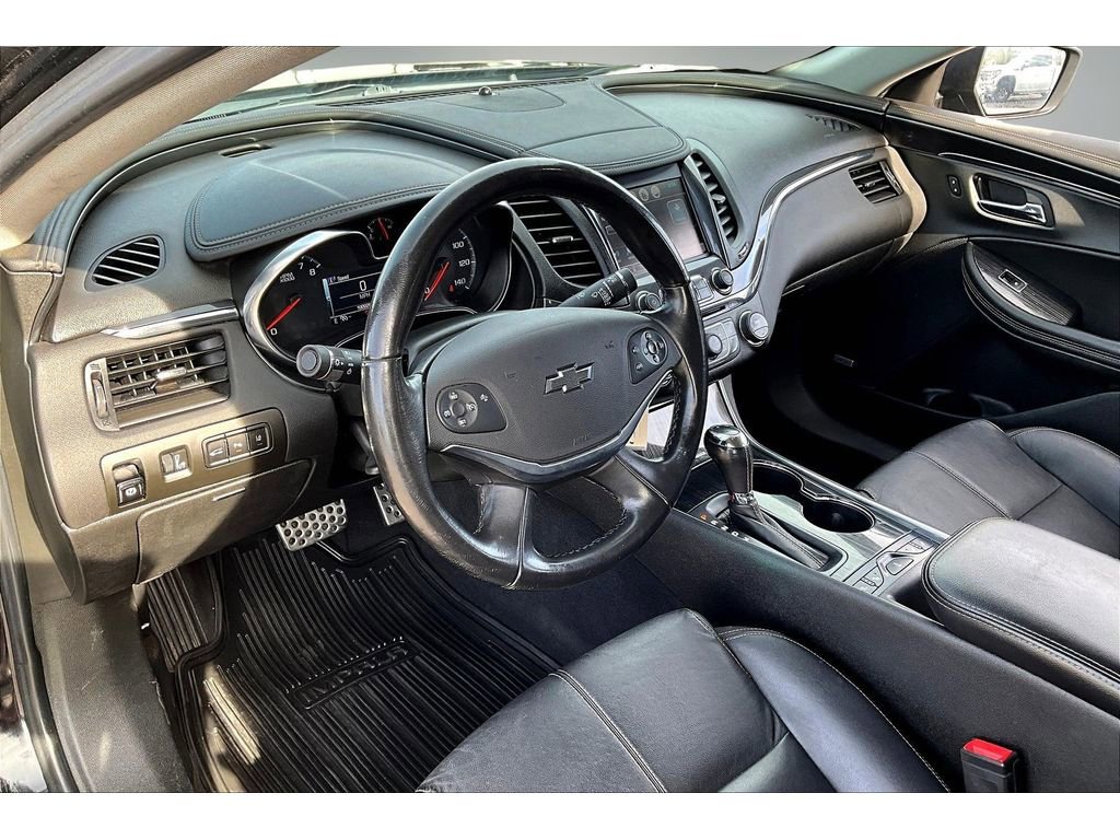 Used 2017 Chevrolet Impala LT image 15
