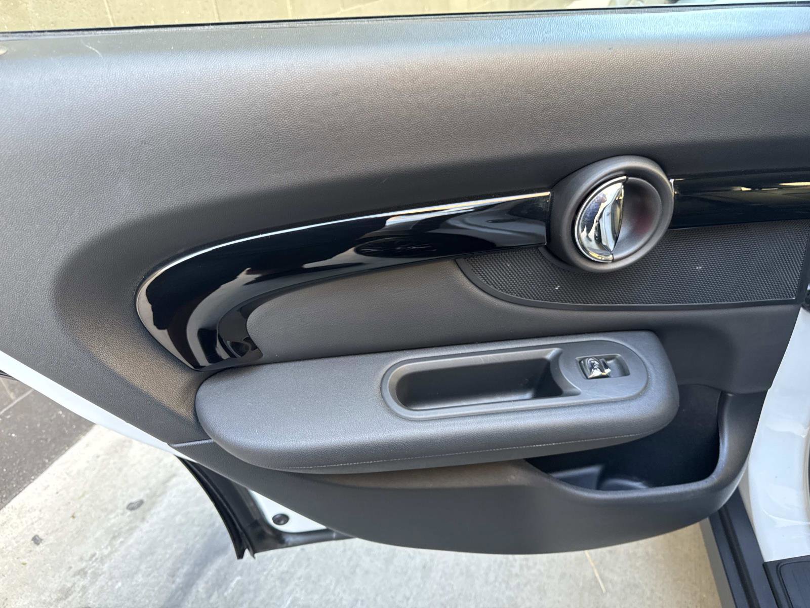 Certified 2023 MINI Cooper Clubman S image 9