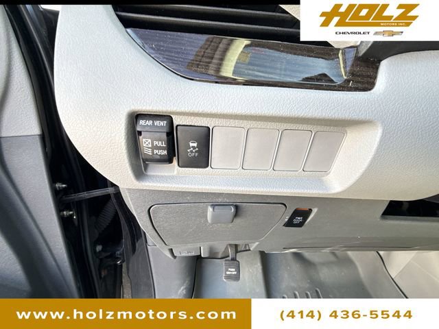 Used 2018 Toyota Sienna XLE image 10