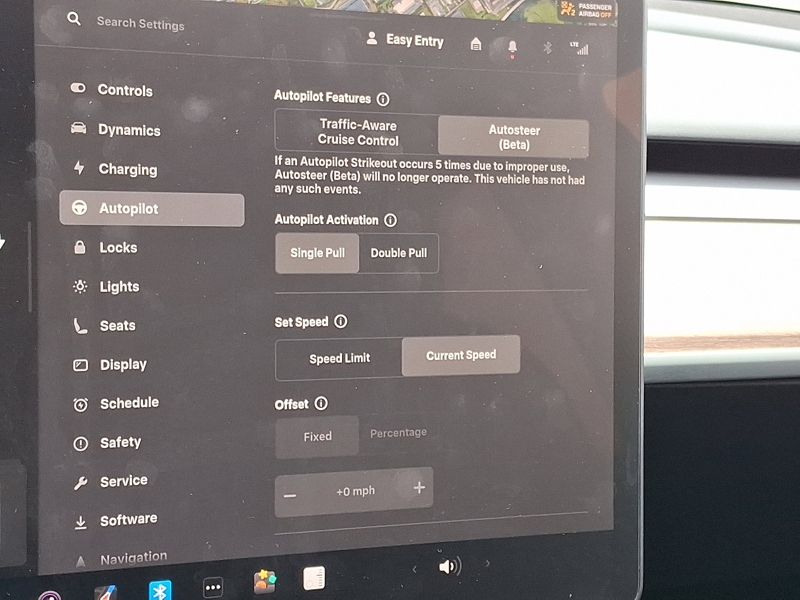Used 2023 Tesla Model 3 Standard Range image 24