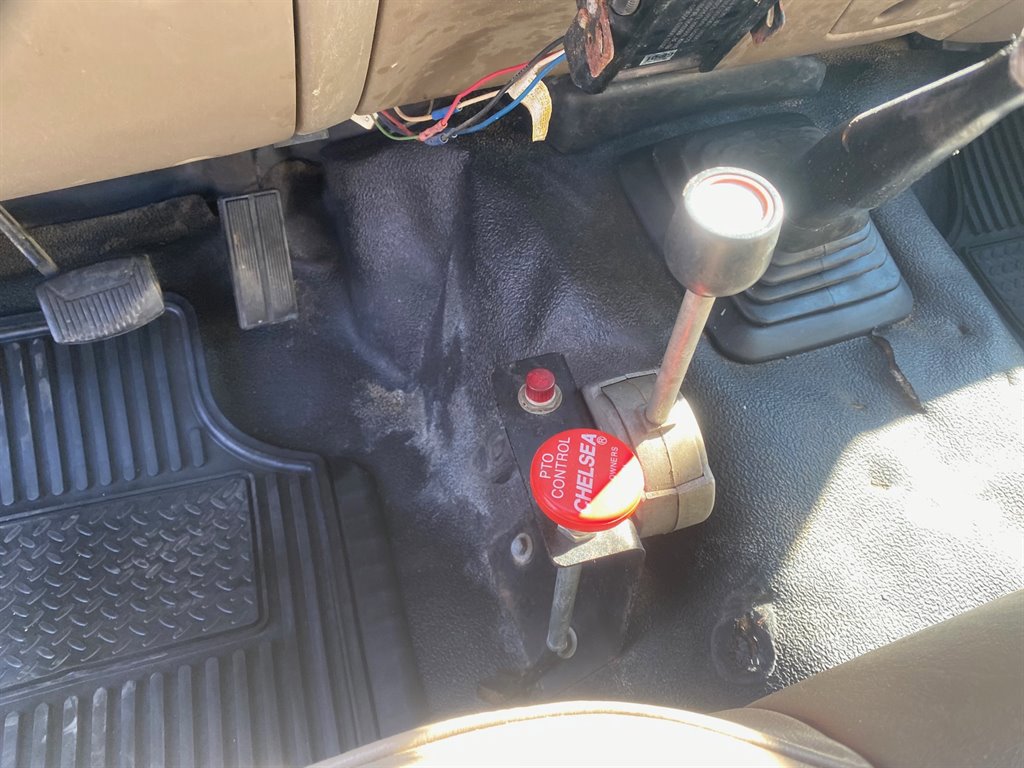 Used 2000 Ford F450 XL image 13