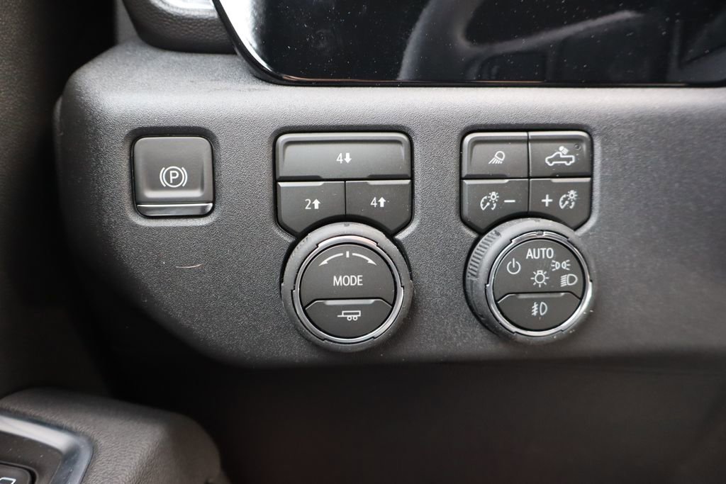 New 2026 Chevrolet Silverado 2500 LT w/ All Star Edition AWD/4WD image 13