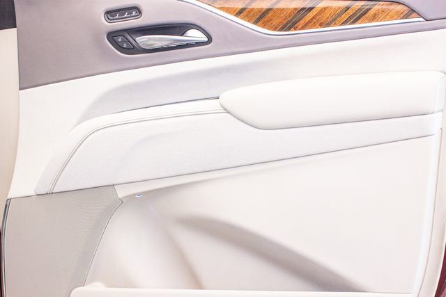 Used 2023 Cadillac Escalade ESV Premium Luxury Platinum w/ LPO, Radiant Package image 11