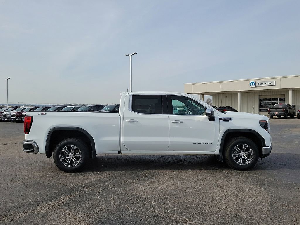 Used 2023 GMC Sierra 1500 SLE image 6