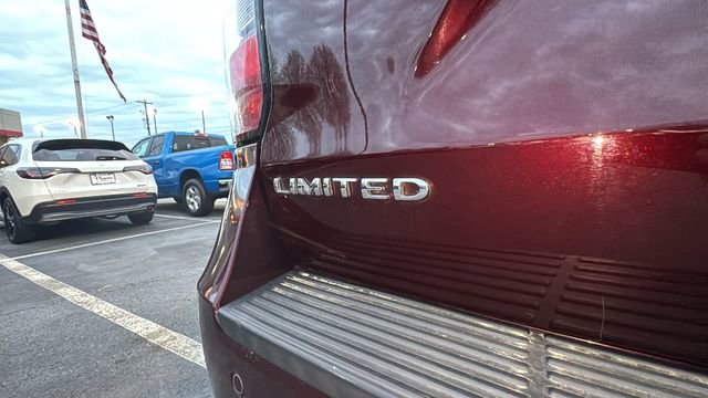 Used 2021 Ford Expedition Max Limited AWD/4WD image 35