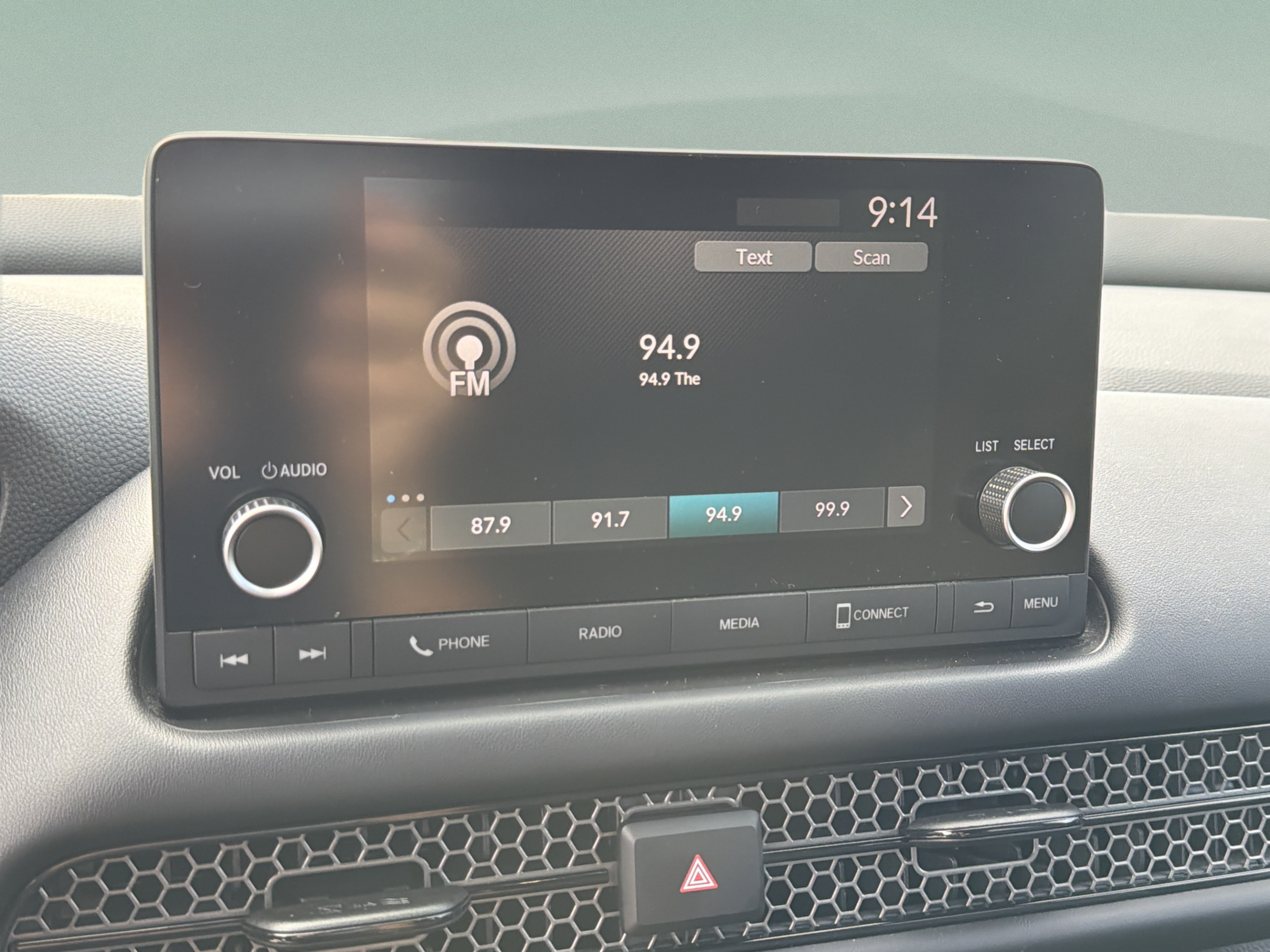 Used 2023 Honda HR-V Sport image 12