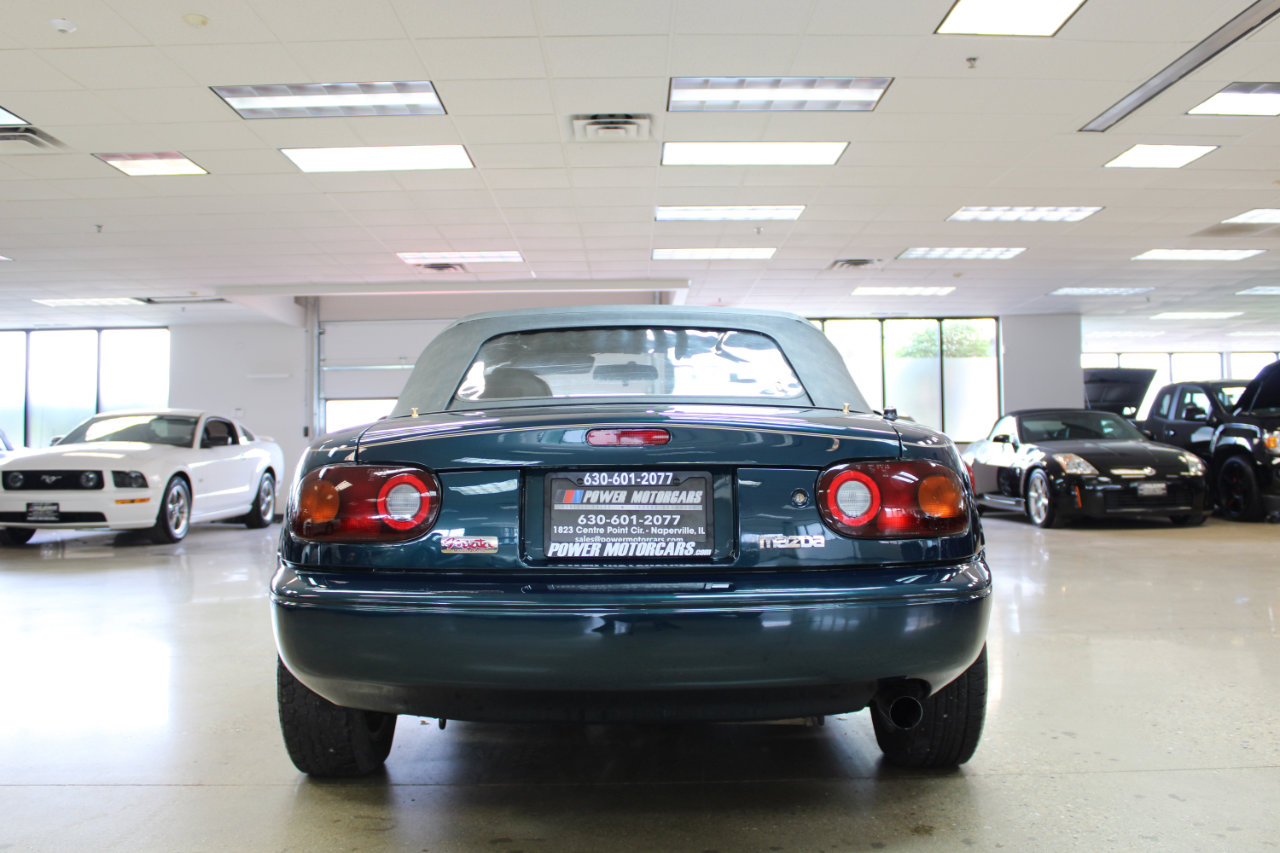 Used 1996 MAZDA MX-5 Miata image 18